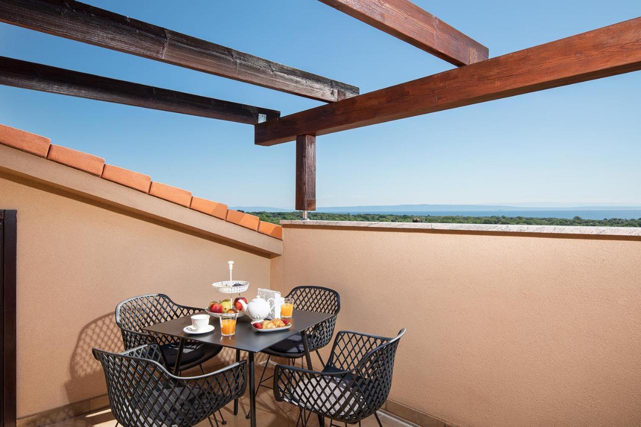 Cesare Apartment, With Swimming Pool And Sea View Ližnjan Εξωτερικό φωτογραφία