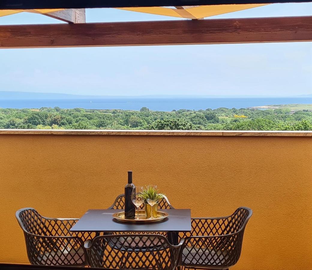 Cesare Apartment, With Swimming Pool And Sea View Ližnjan Εξωτερικό φωτογραφία